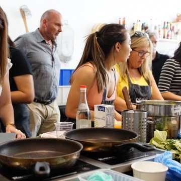 Cooking Class Team Building: Unleashing Collaboration in the Kitchen