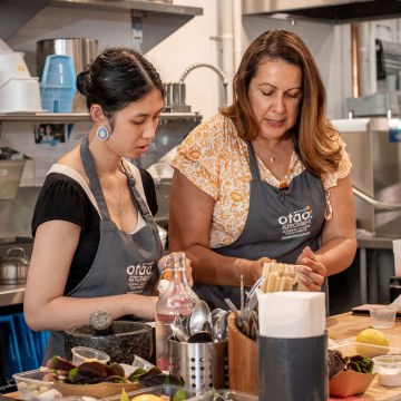 Why Cooking Masterclasses Are the Best Way to Experience Global Cuisines